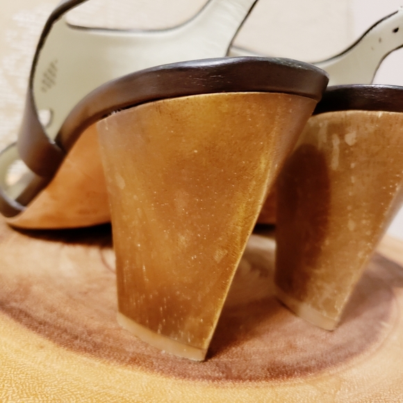 LEATHER CUTOUT WOOD BLOCK HEELS 10 - Picture 6 of 14